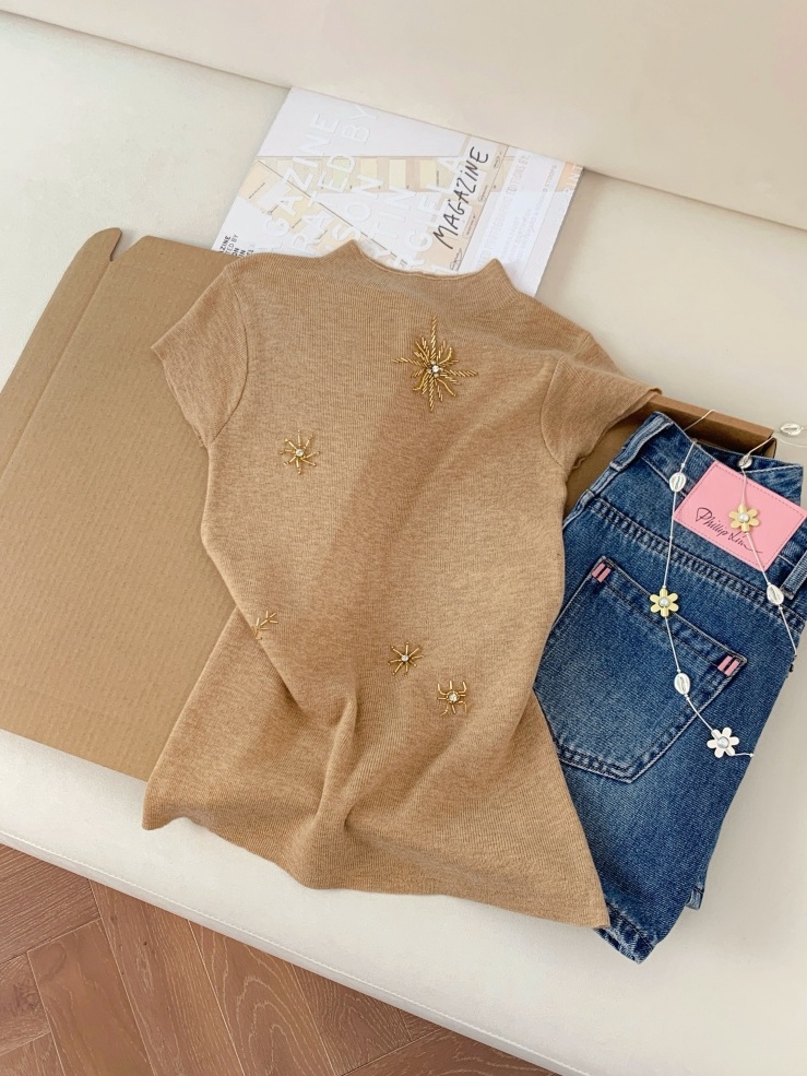 Women's Beaded Knit Tank Top Summer Slim Fit Sleeveless Base Layer - Image 4