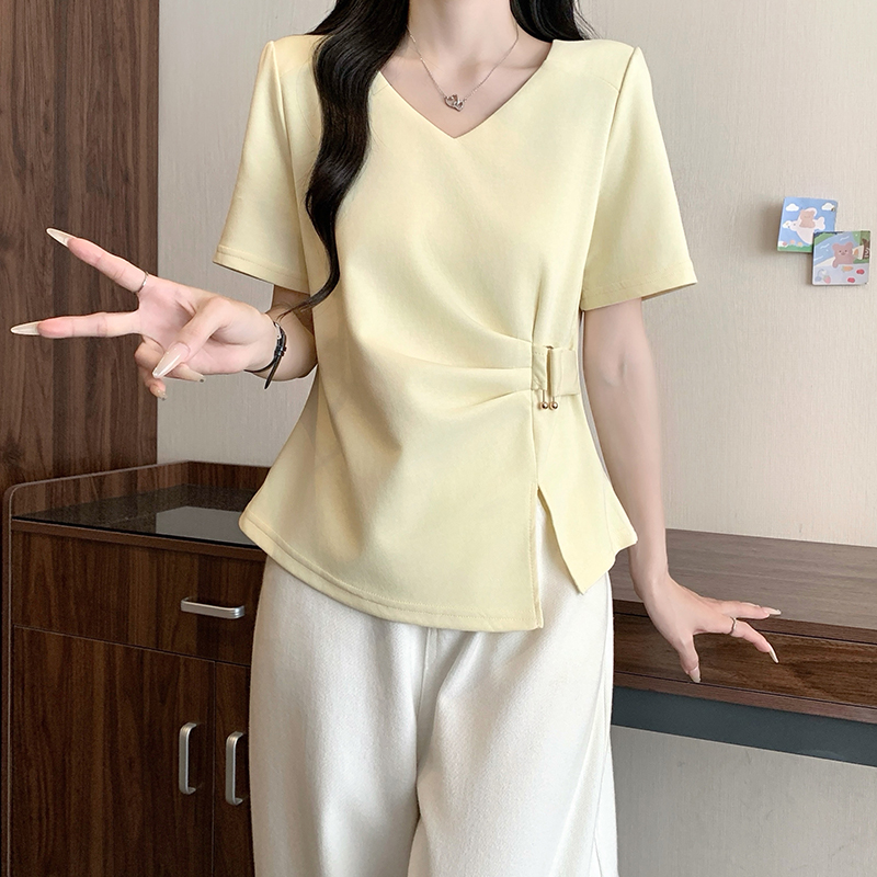Plus Size V-Neck Irregular Short Sleeve Top Summer 2026 - Image 3
