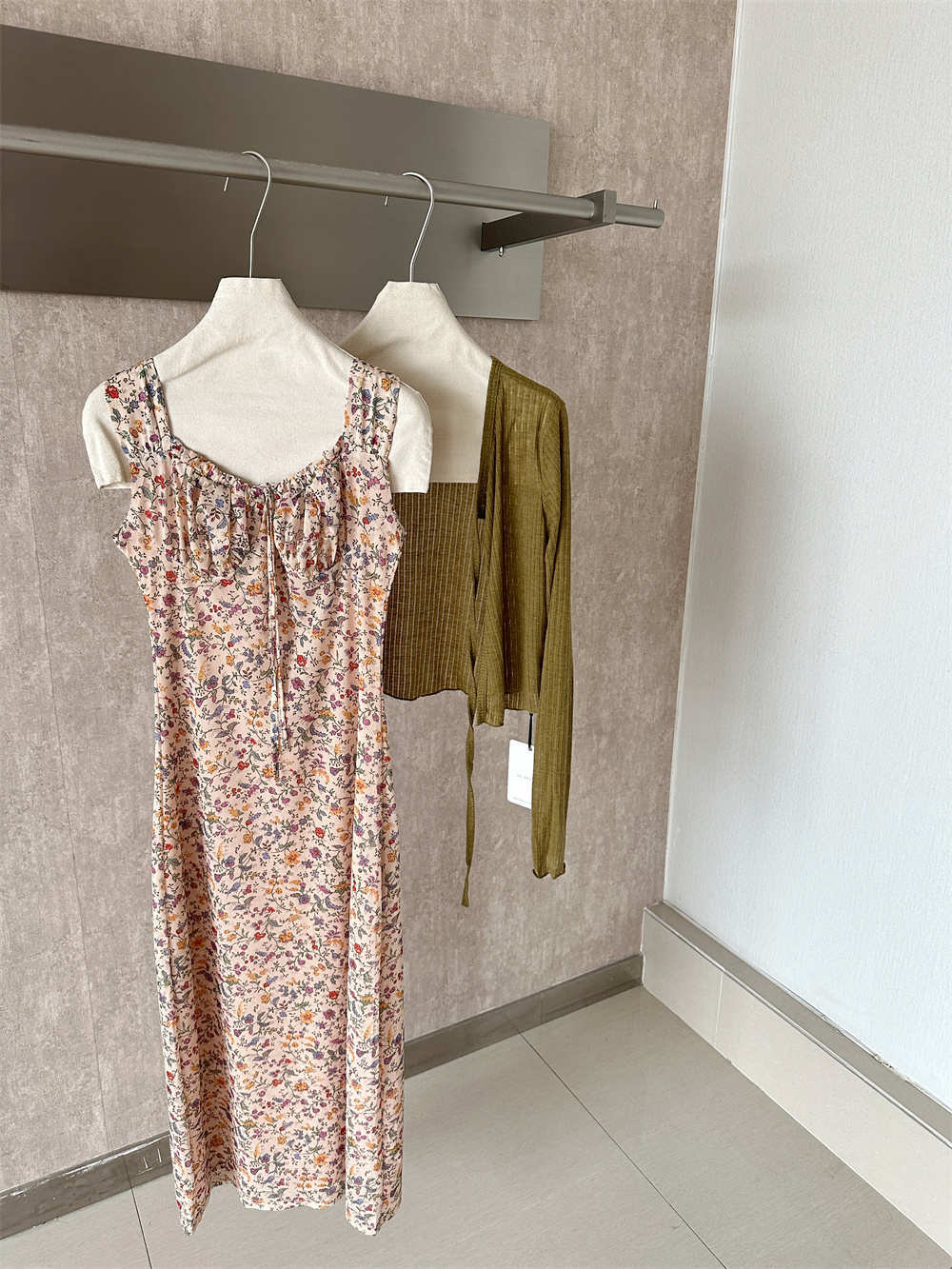 Korean Style Thin Cardigan and Floral Cami Waist Dress Two Piece Set - Image 4